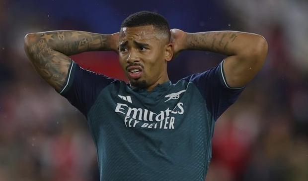 Arsenal striker Gabriel Jesus ruled out for ‘a few weeks’ with muscle injury